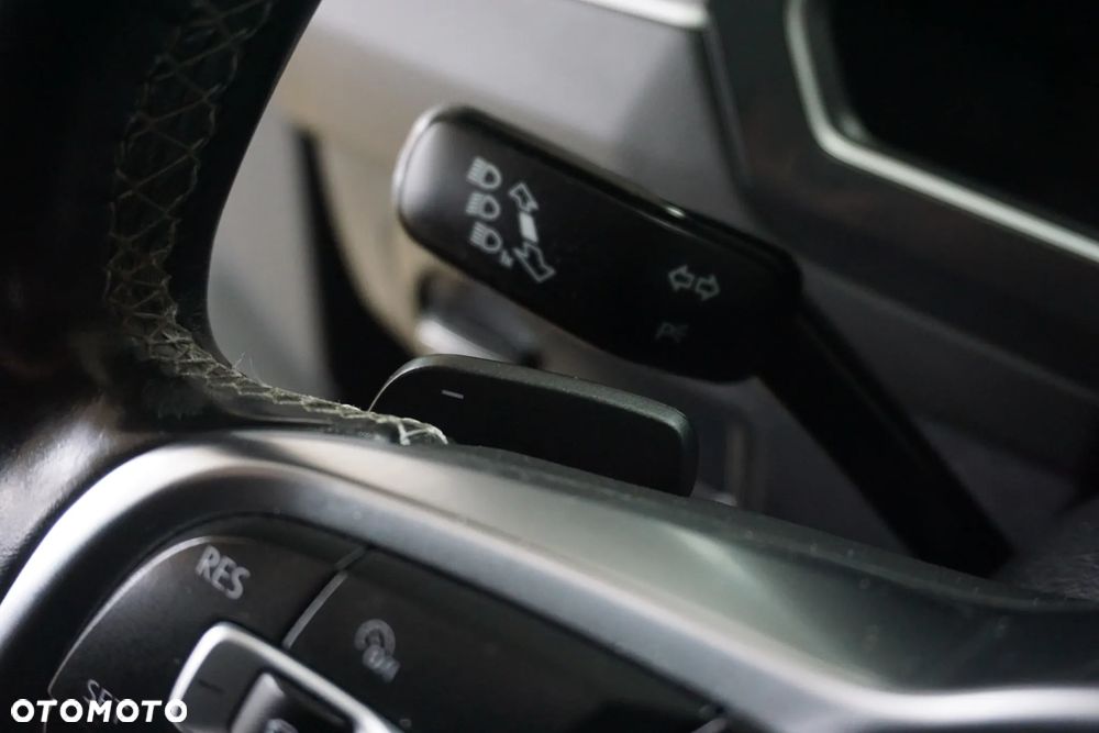Volkswagen Tiguan - 34