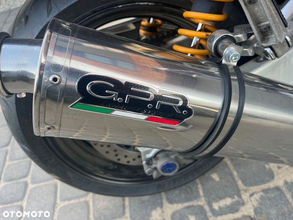 Yamaha XJR - 5
