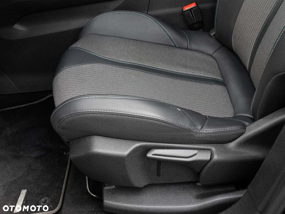 Peugeot 3008 1.5 BlueHDi Allure Pack S&S EAT8 - 11