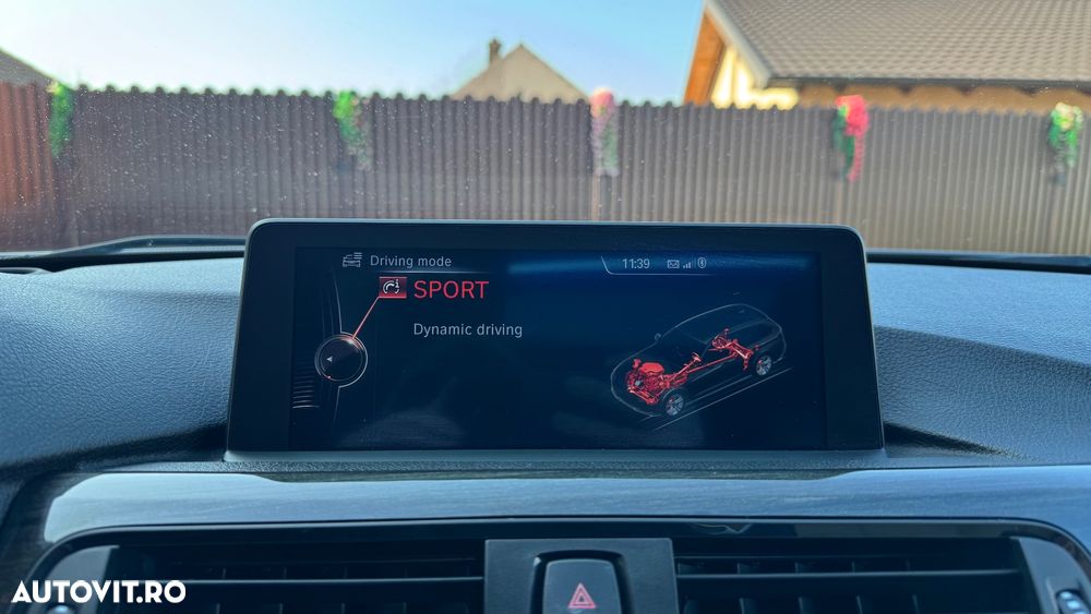 BMW Seria 3 320d Touring Aut. Modern Line - 21