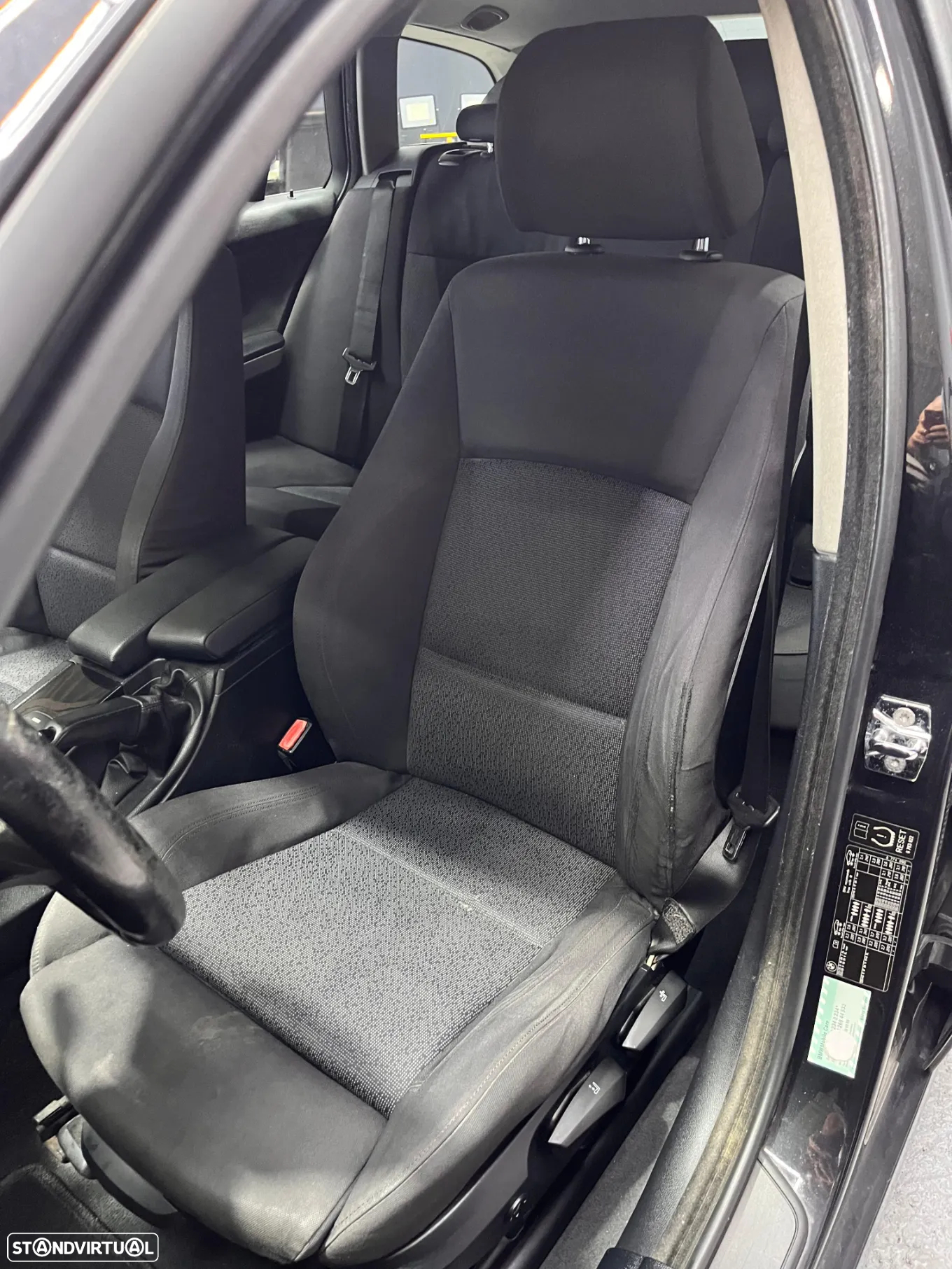 BMW 320 d Touring - 6