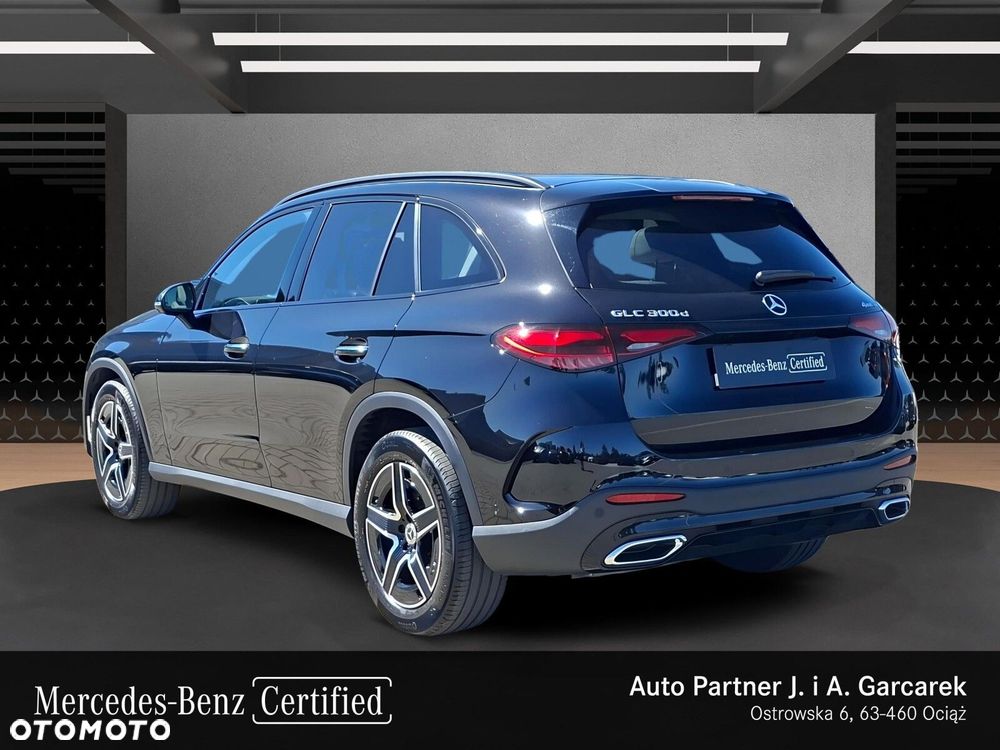 Mercedes-Benz GLC 300 d mHEV 4-Matic AMG Line - 4