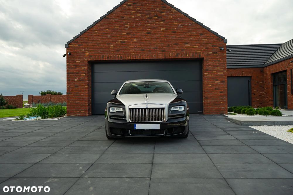 Rolls-Royce Ghost Standard - 10