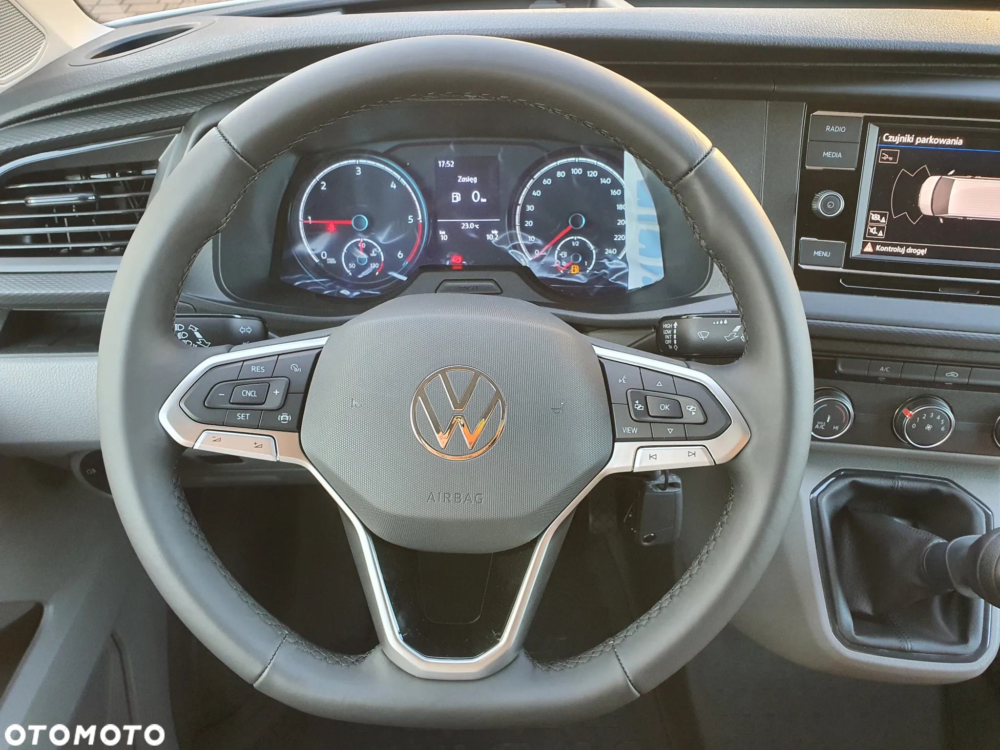 Volkswagen Transporter - 11