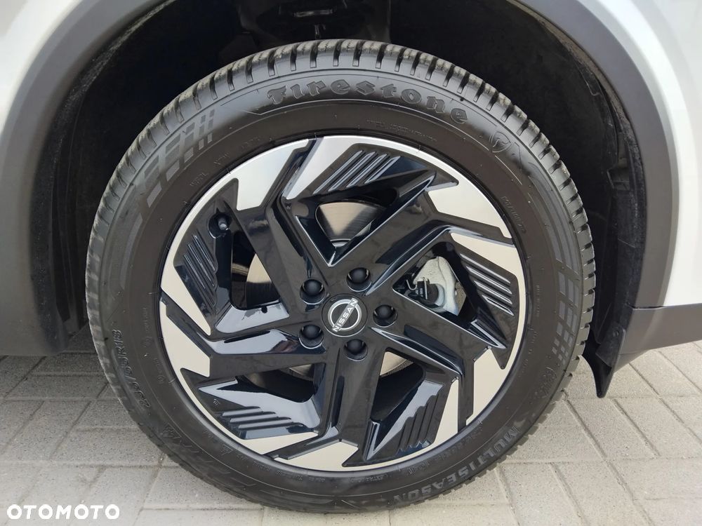 Nissan Qashqai 1.3 DIG-T MHEV N-Connecta - 27