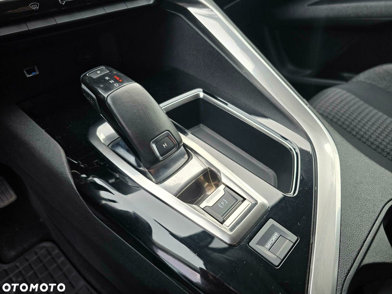 Peugeot 5008 - 19
