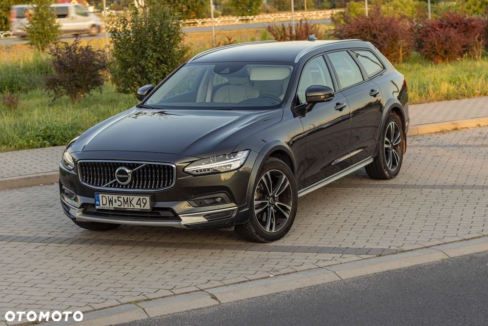 Volvo V90 - 1