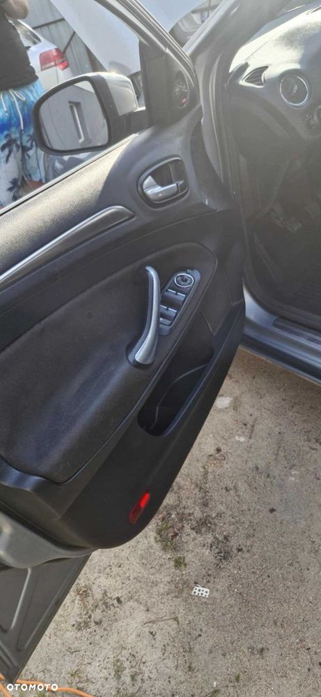 Ford Mondeo - 6