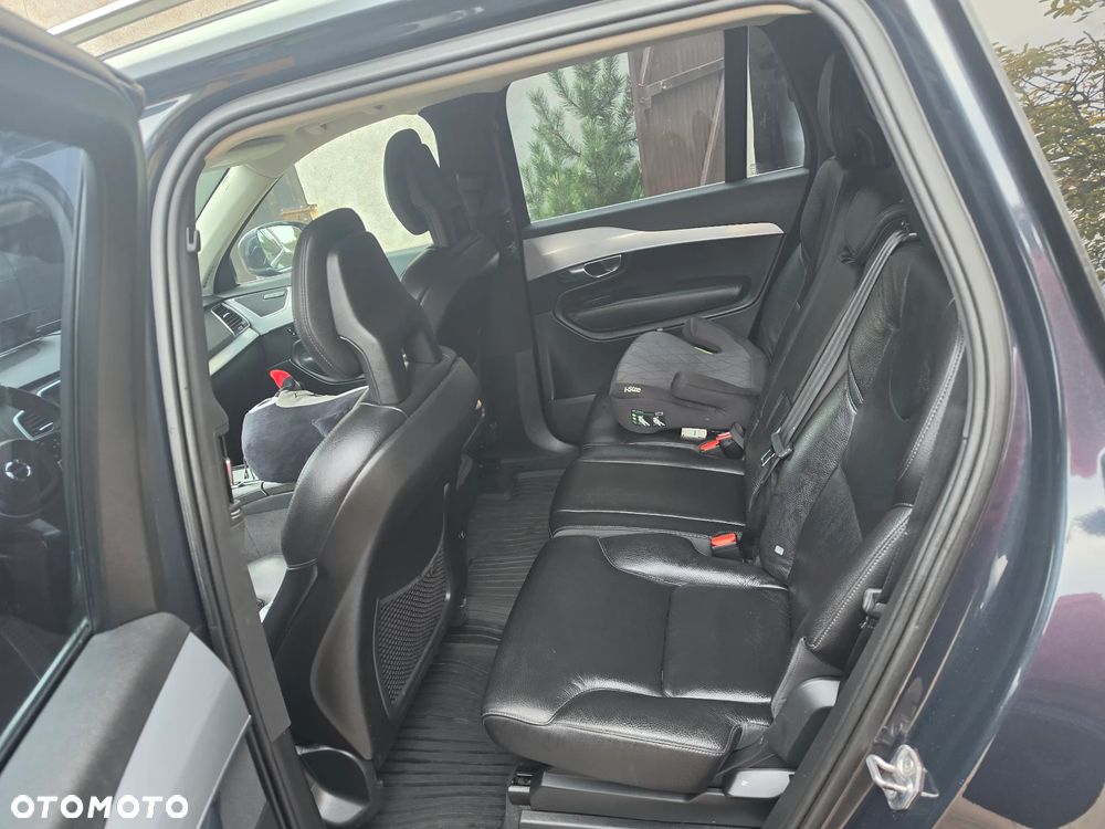 Volvo XC 90 D4 FWD Momentum 7os - 18