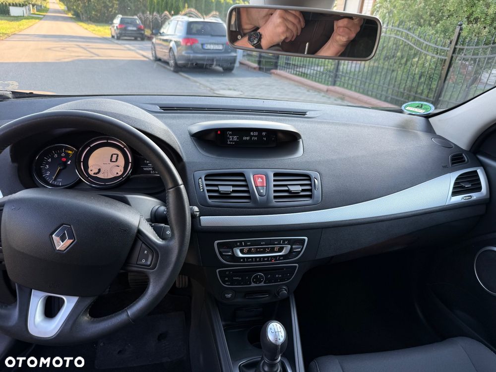 Renault Megane 1.6 16V Dynamique Euro5 - 15