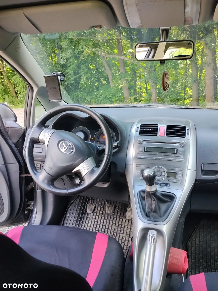Toyota Auris - 7
