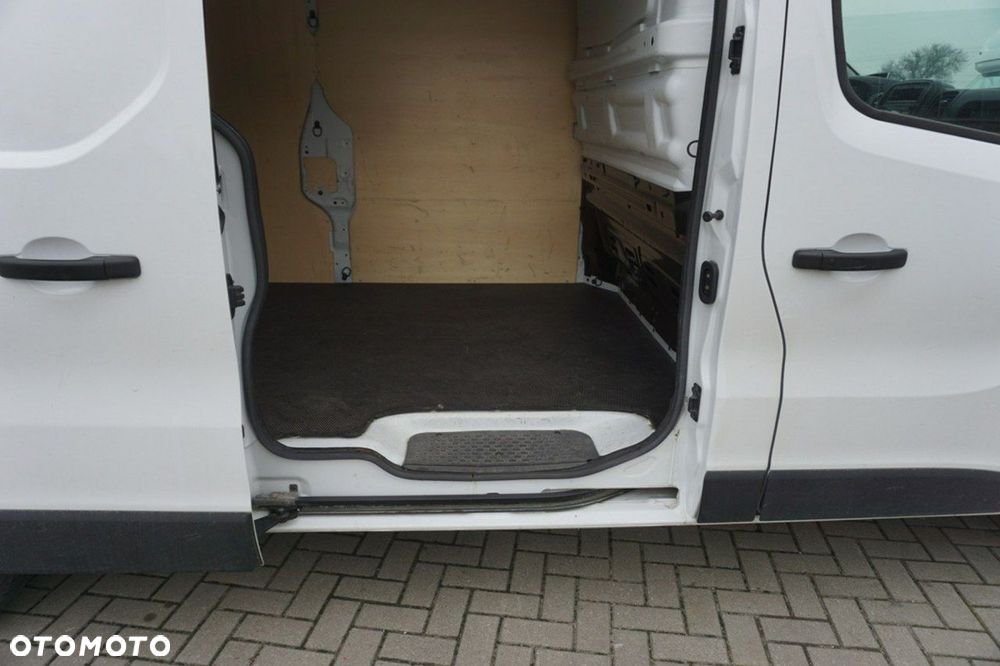 Renault Trafic - 28