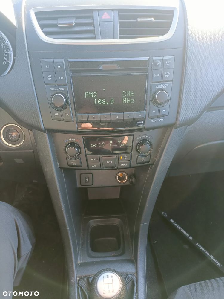 Suzuki Swift - 11
