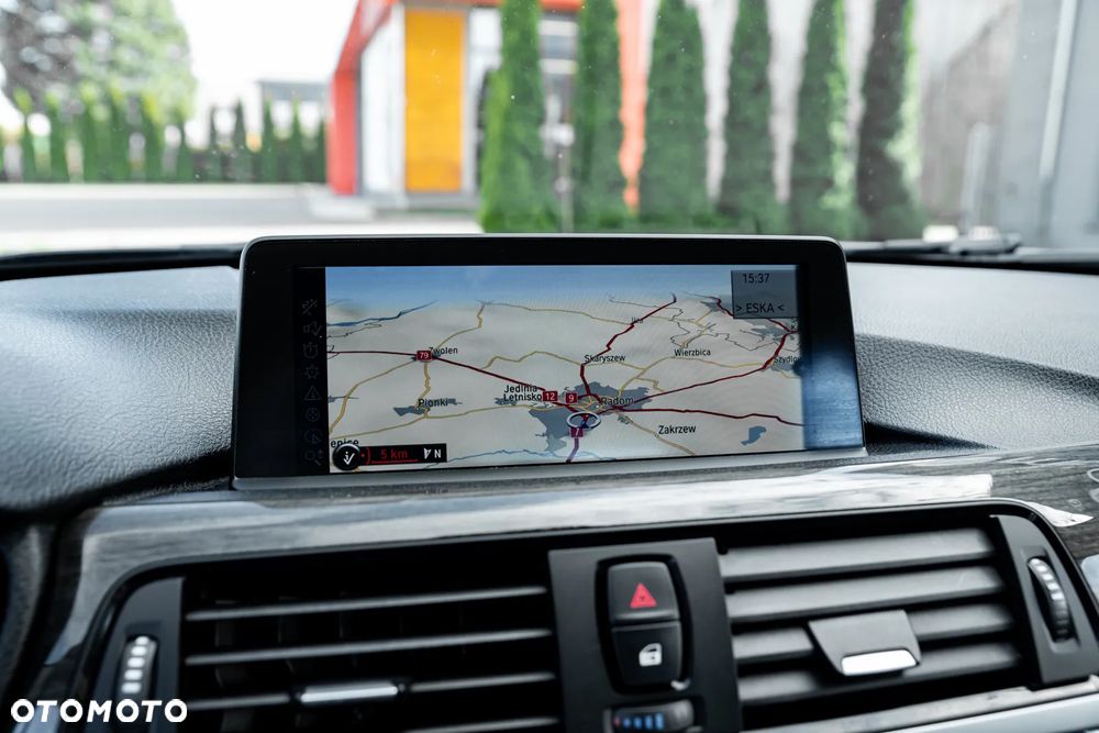 BMW Seria 3 320d Efficient Dynamic Edition - 37