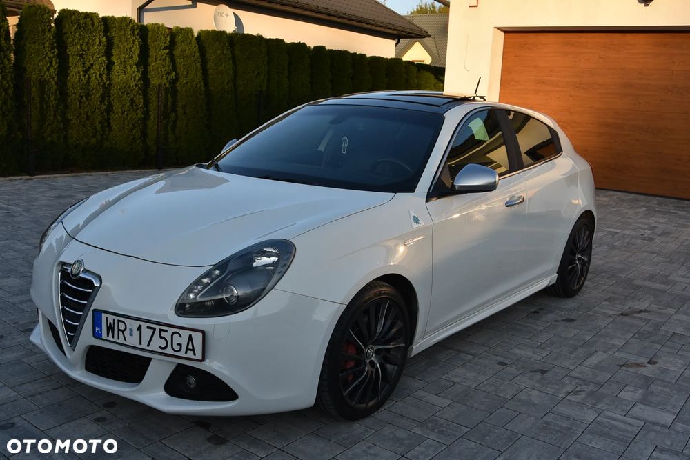 Alfa Romeo Giulietta 1.8 TBi 16V Quadrifoglio Verde - 34