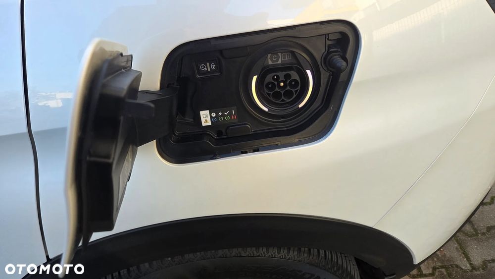 Peugeot 3008 1.6 PureTech Hybrid4 PHEV GT Pack S&S EAT8 - 11