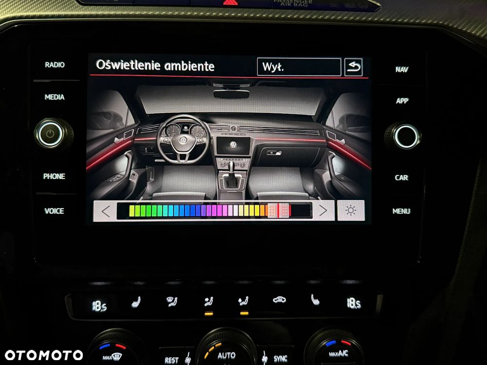 Volkswagen Passat 1.8 TSI BMT Highline DSG - 31