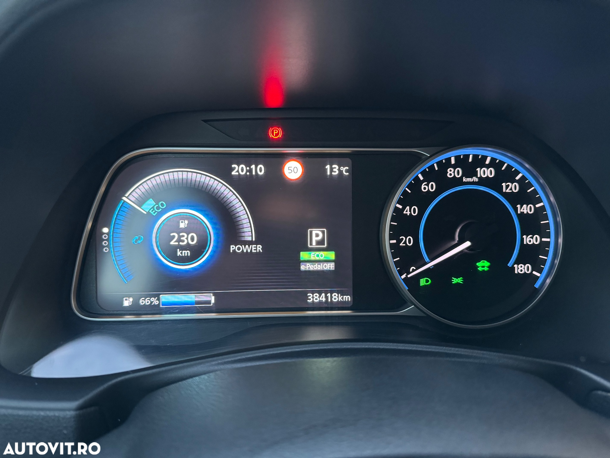 Nissan LEAF N-Connecta - 15