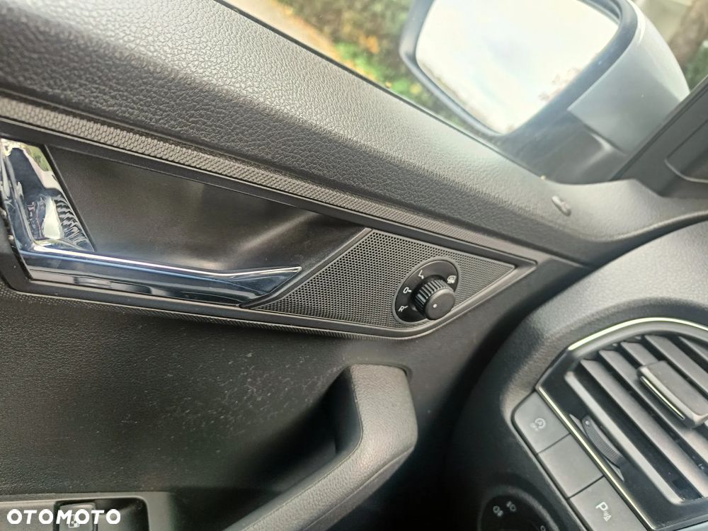 Skoda Fabia 1.0 TSI Ambition - 9