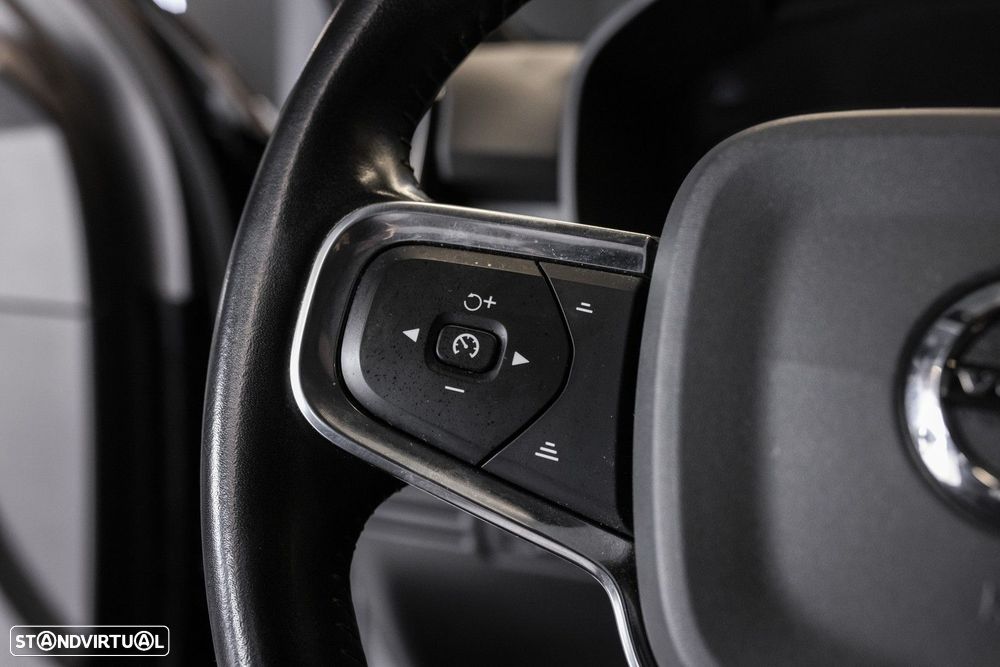 Volvo XC 40 T5 Recharge DKG Plus Dark - 14