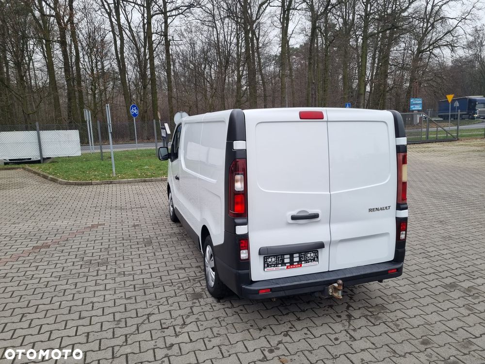Renault Trafic - 10