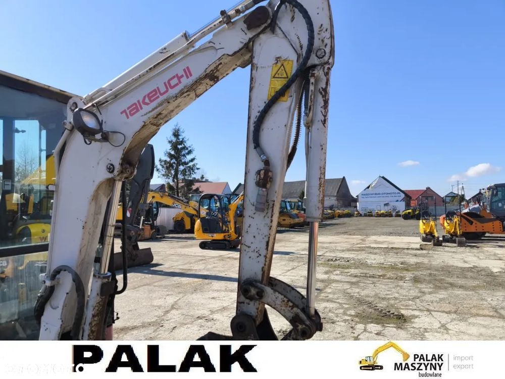 Takeuchi Mini koparka Takeuchi Tb  23R   , 2011 rok - 11