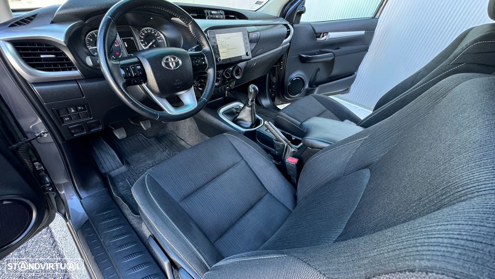 Toyota Hilux 2.4 D-4D 4WD Trial - 26