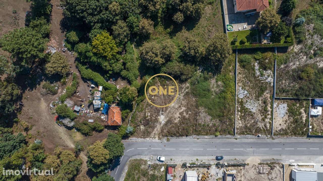 Terreno de construção em Ruivães - Grande imagem: 4/14