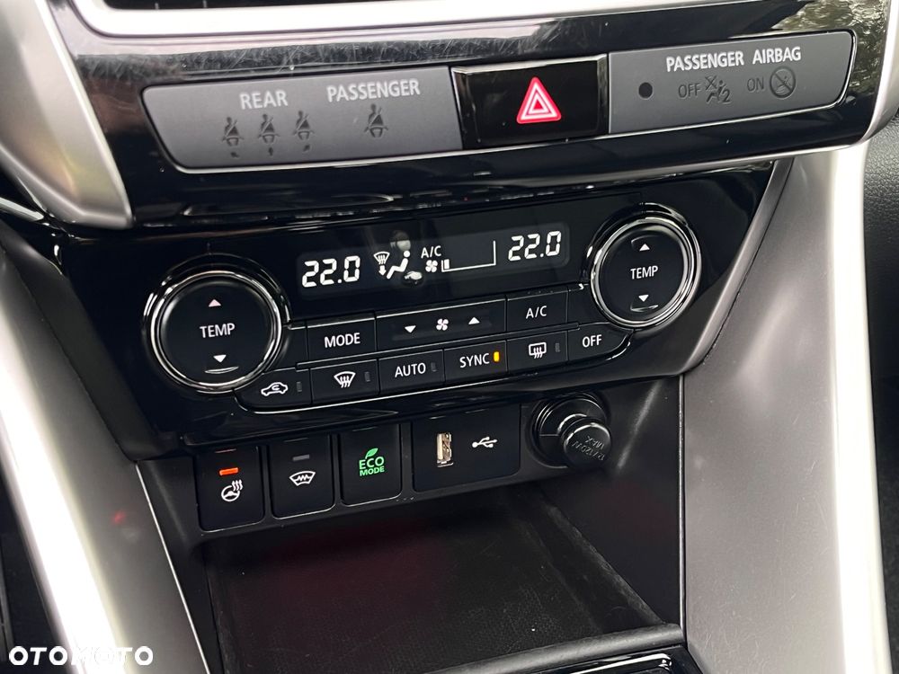 Mitsubishi Eclipse Cross 1.5 T Intense - 26