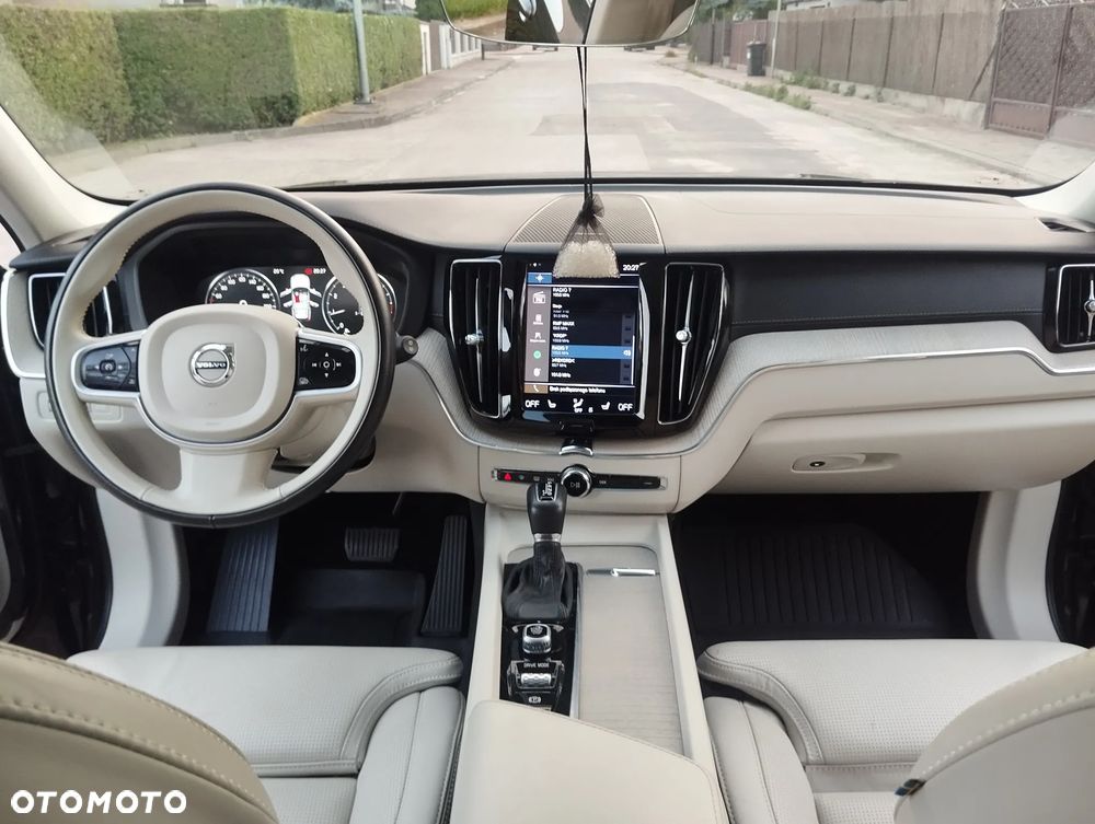 Volvo XC 60 T5 AWD Inscription - 13