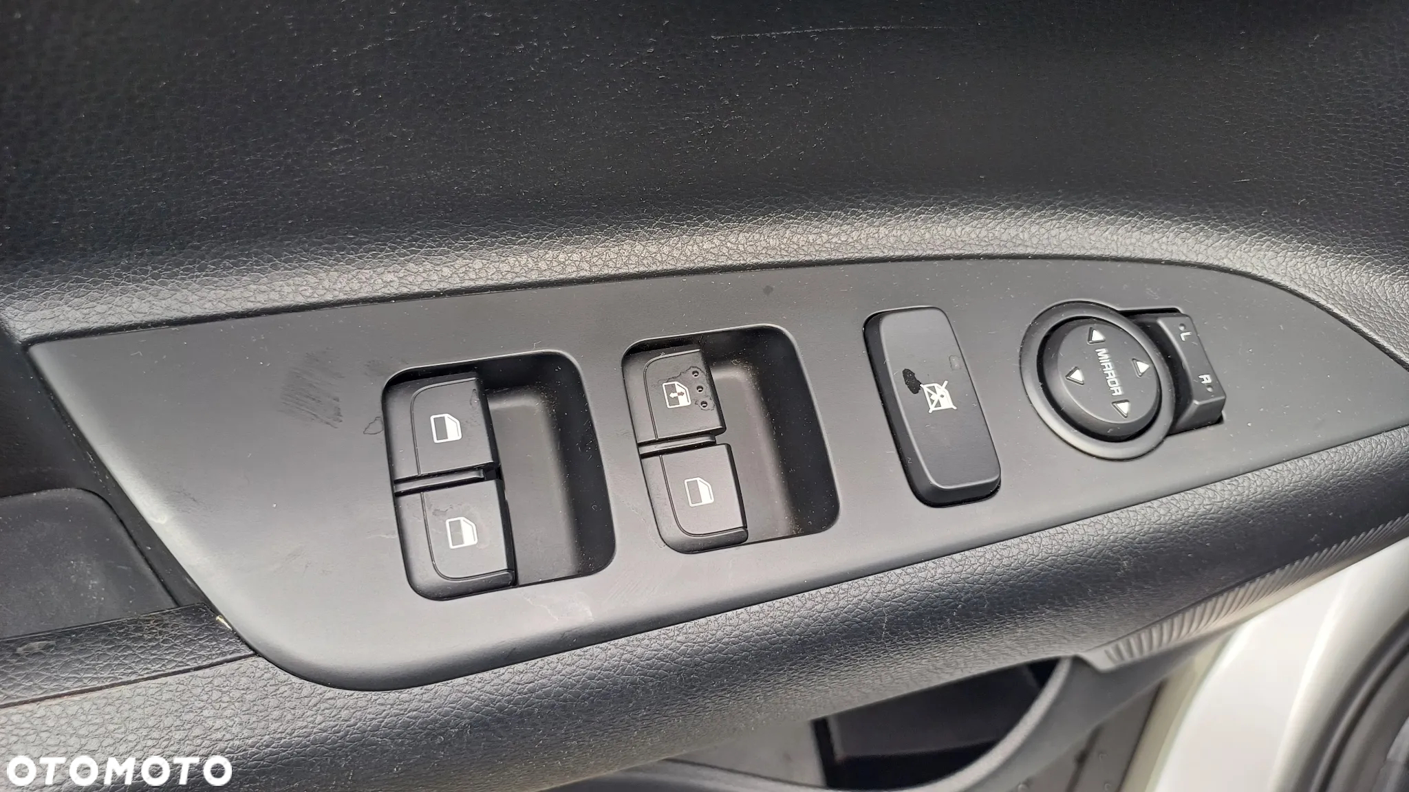 Kia Stonic 1.0 T-GDI 100 OPF DCT7 Vision - 12