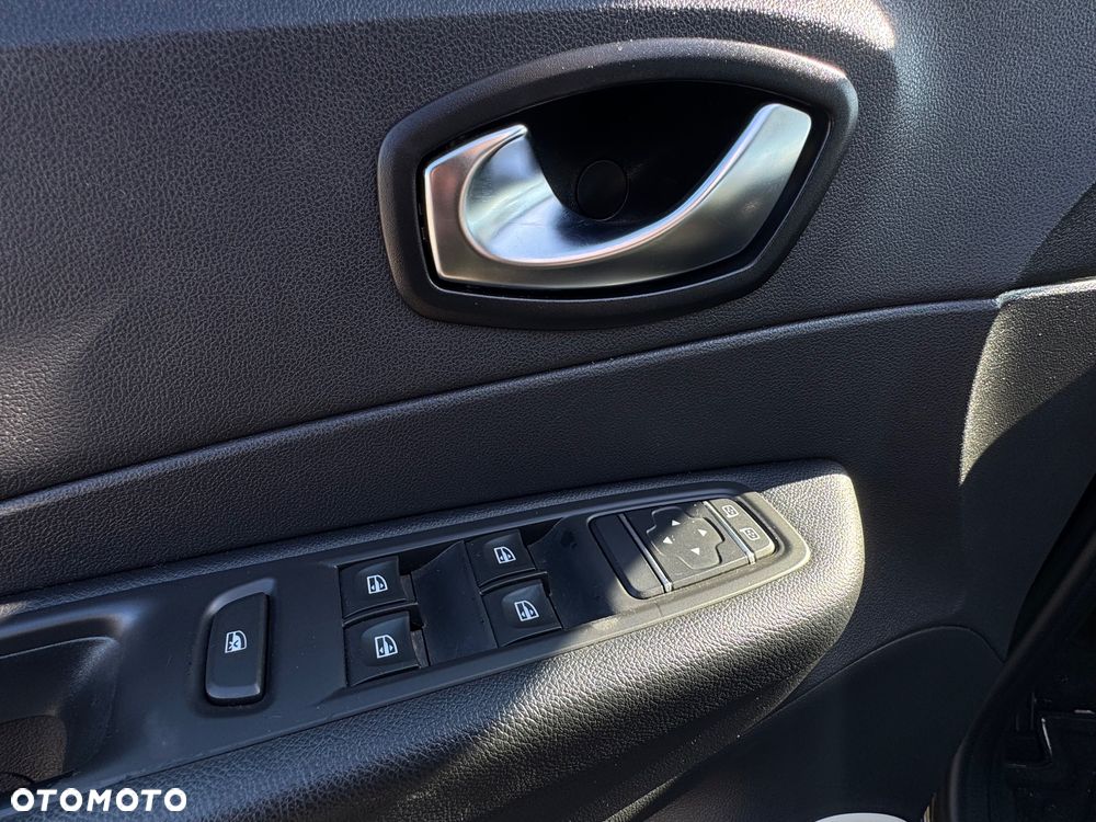 Renault Captur (ENERGY) TCe 90 INTENS - 24