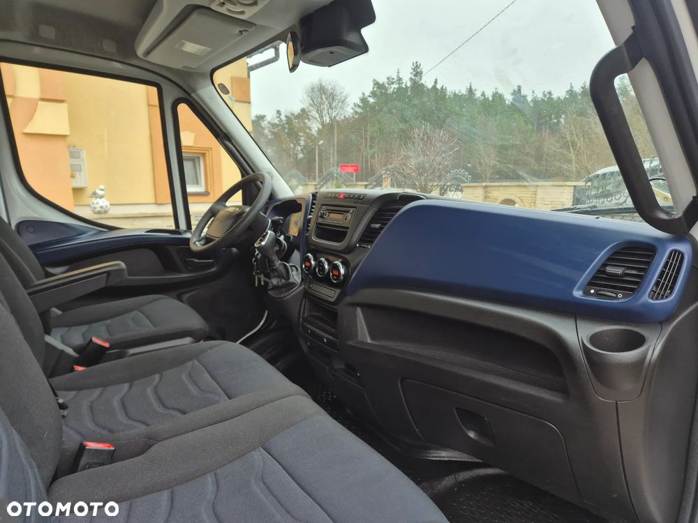 Iveco IVECO 35C14 SKRZYNIA 3.70DŁ DOKA KLIMA TEMPOMAT WEBASTO - 23
