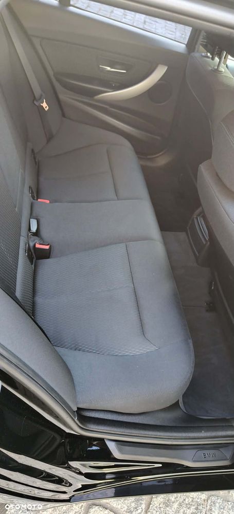 BMW Seria 3 316d - 6