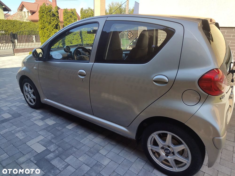 Toyota Aygo ckIN2U - 4