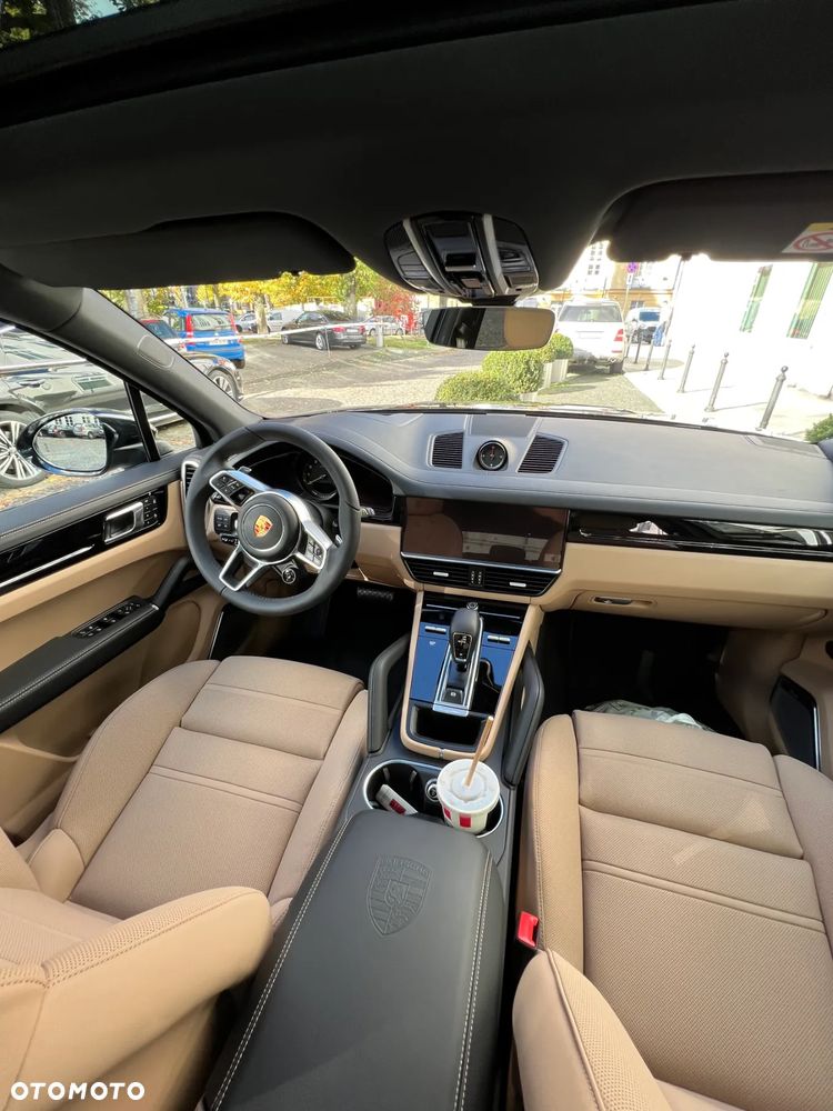 Porsche Cayenne E-Hybrid Platinum Edition - 11