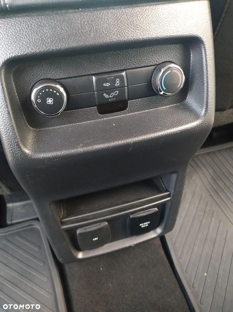 Ford Galaxy 2.0 EcoBlue Titanium - 30