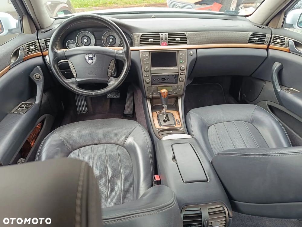 Lancia Thesis 3.2 6V Emblema - 17