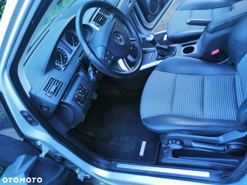 Mercedes-Benz Klasa B 200 - 22