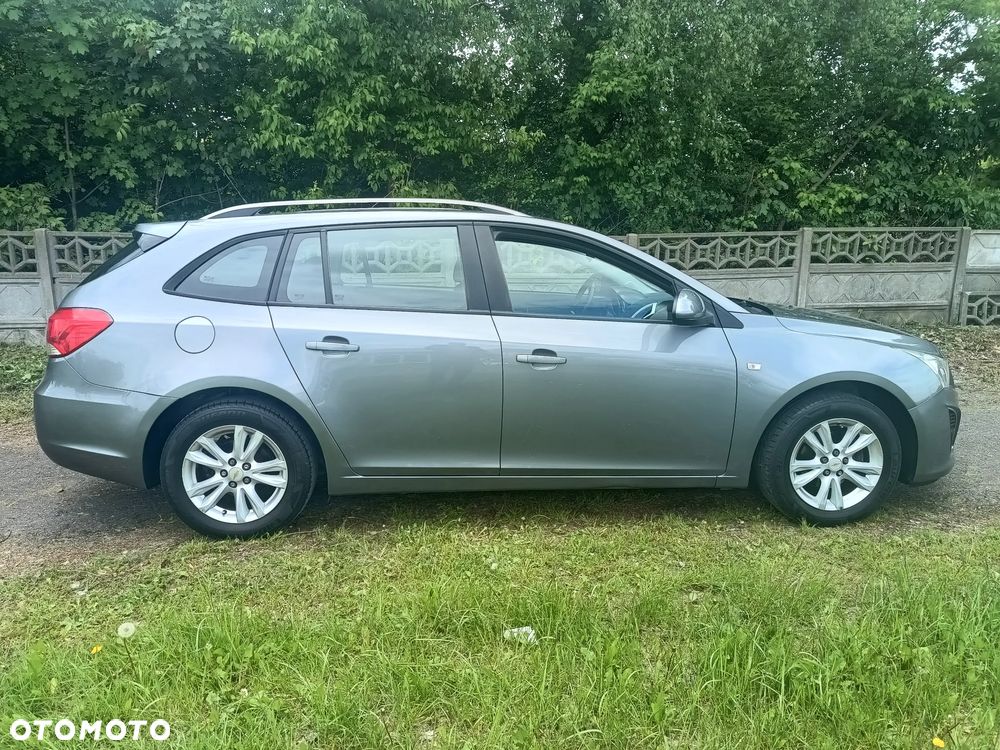 Chevrolet Cruze 1.6 LT+ - 6