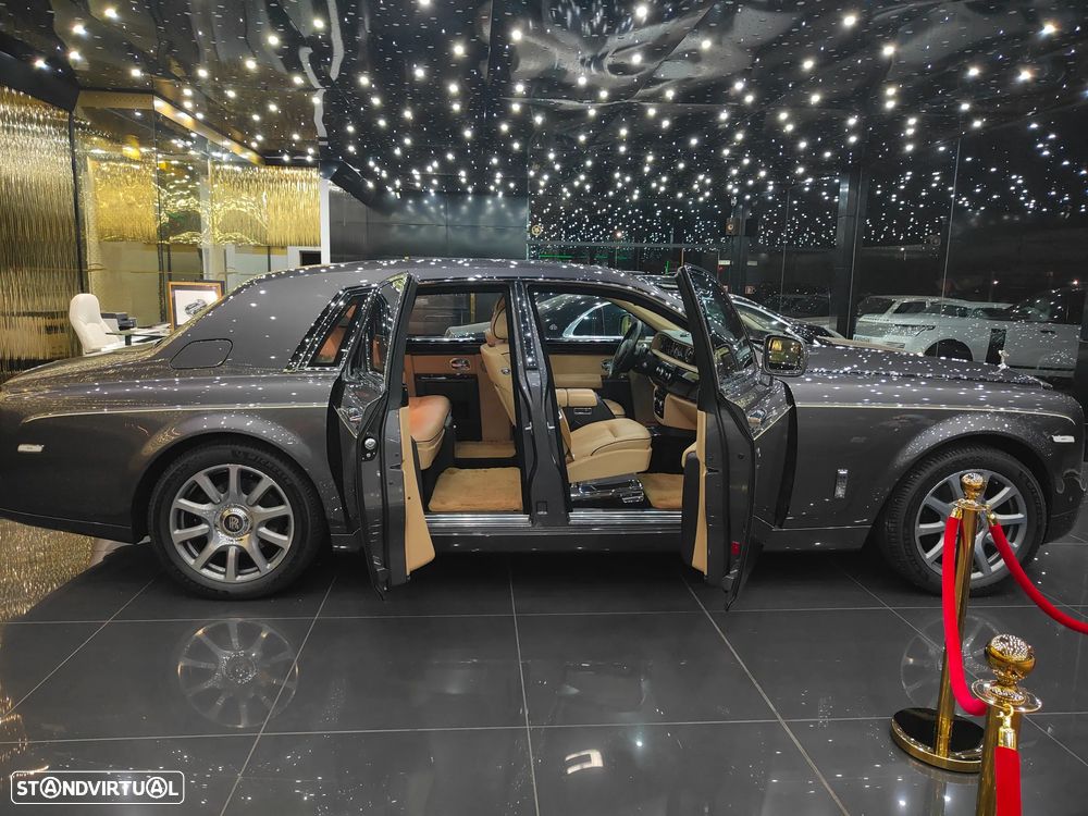 Rolls Royce Phantom 6.8 V12 - 19