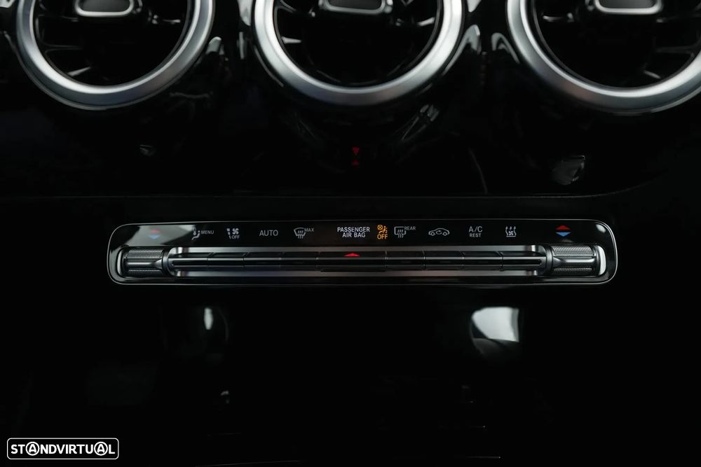 Mercedes-Benz A 250 e - 23