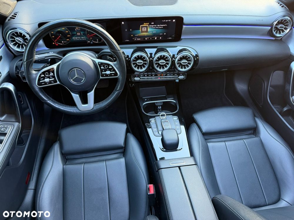 Mercedes-Benz CLA 250 AMG Line 7G-DCT - 13