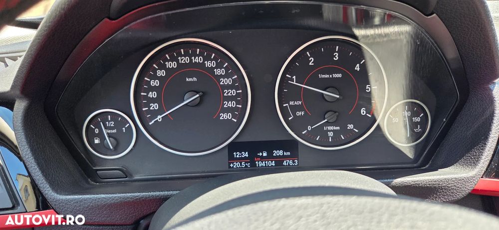 BMW Seria 3 318d Sport Line - 12