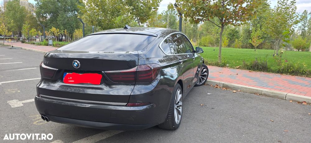 BMW Seria 5 530d xDrive Aut. Luxury Line - 2