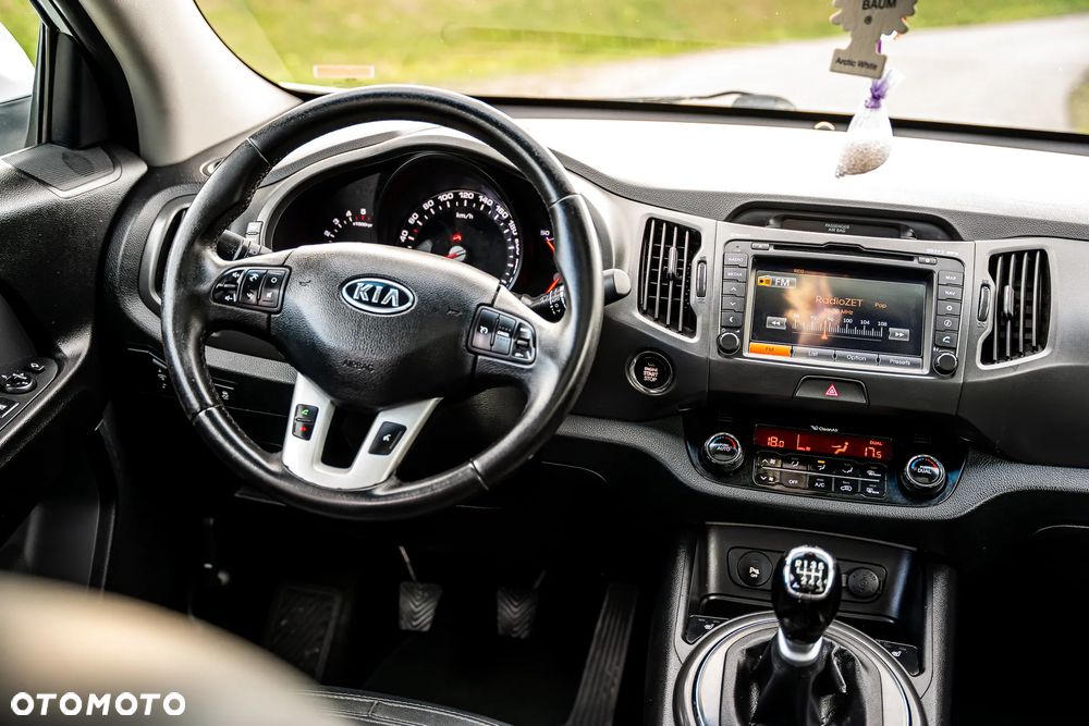 Kia Sportage 2.0 CRDI 4WD Spirit - 24