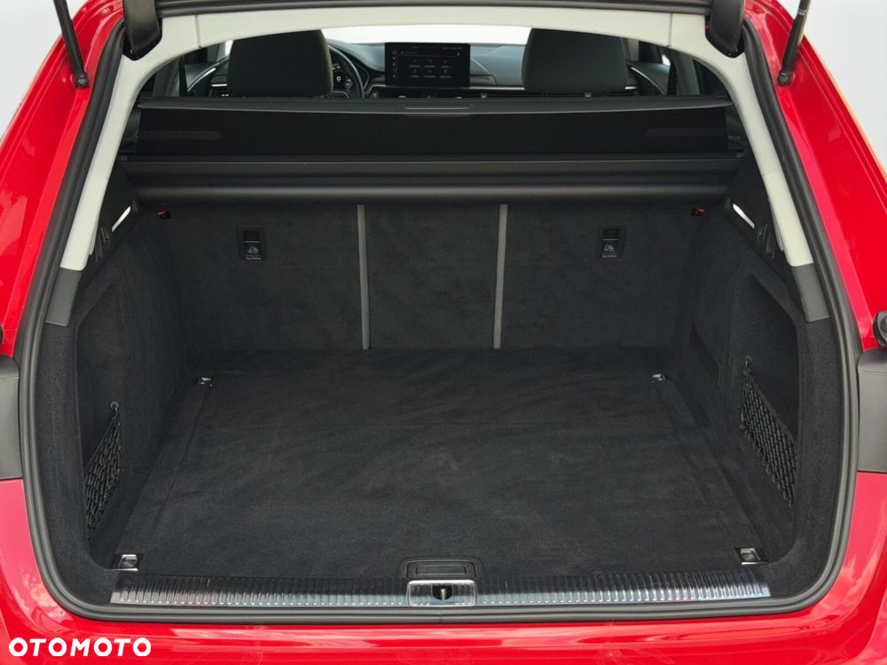 Audi A4 Avant 35 TDI mHEV S tronic - 31