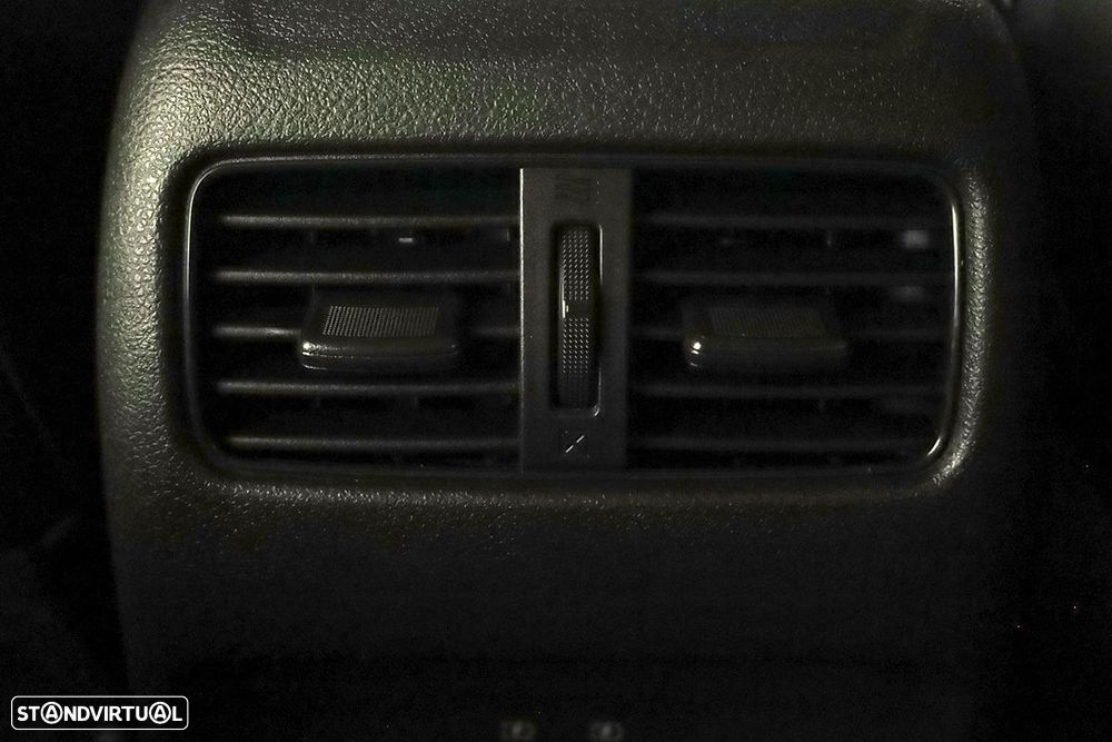 Nissan Qashqai 1.3 DIG-T Tekna Xtronic - 24