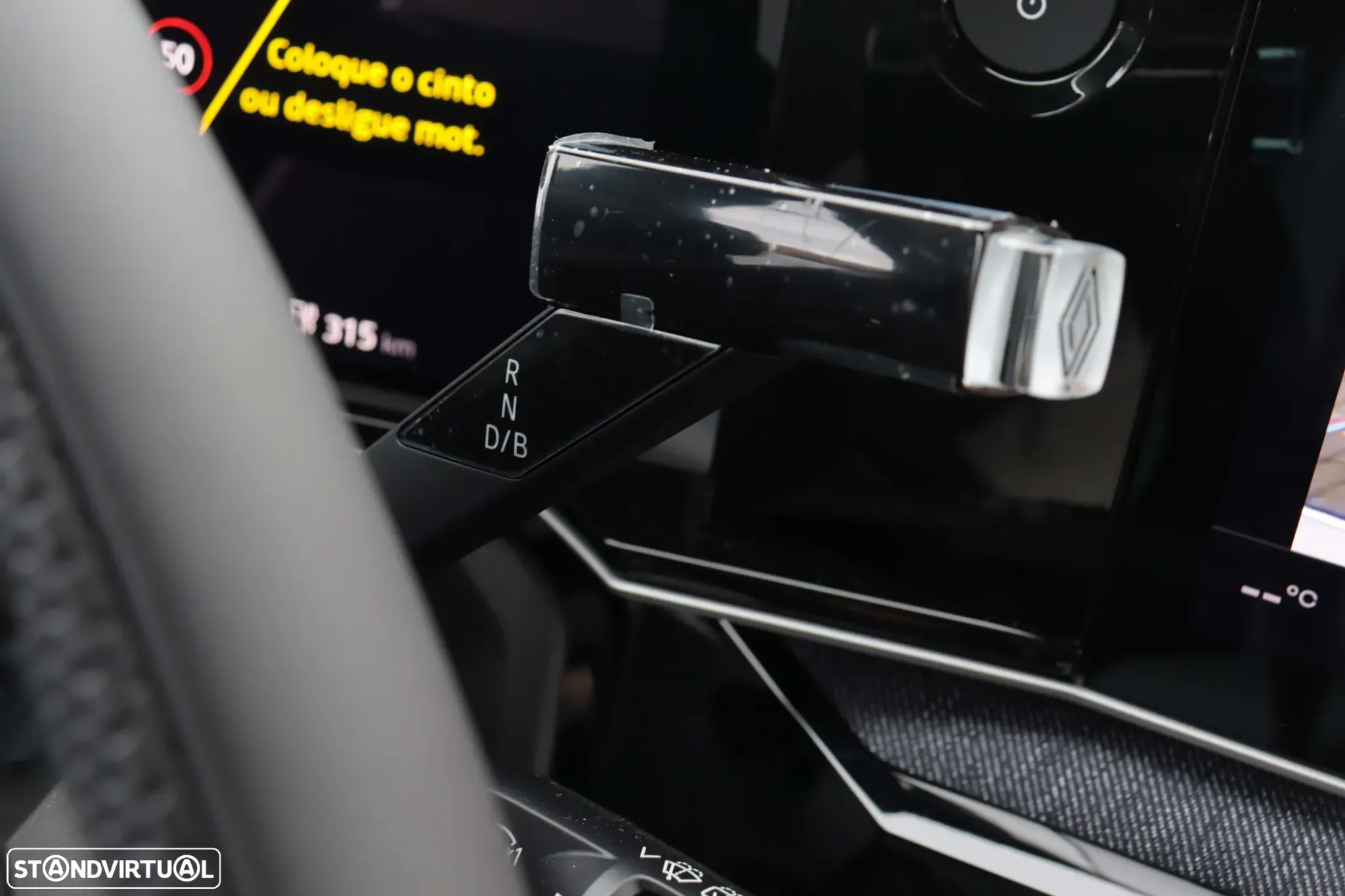 Renault 5 E-Tech 52 kWh Techno Autonomia Conforto - 25
