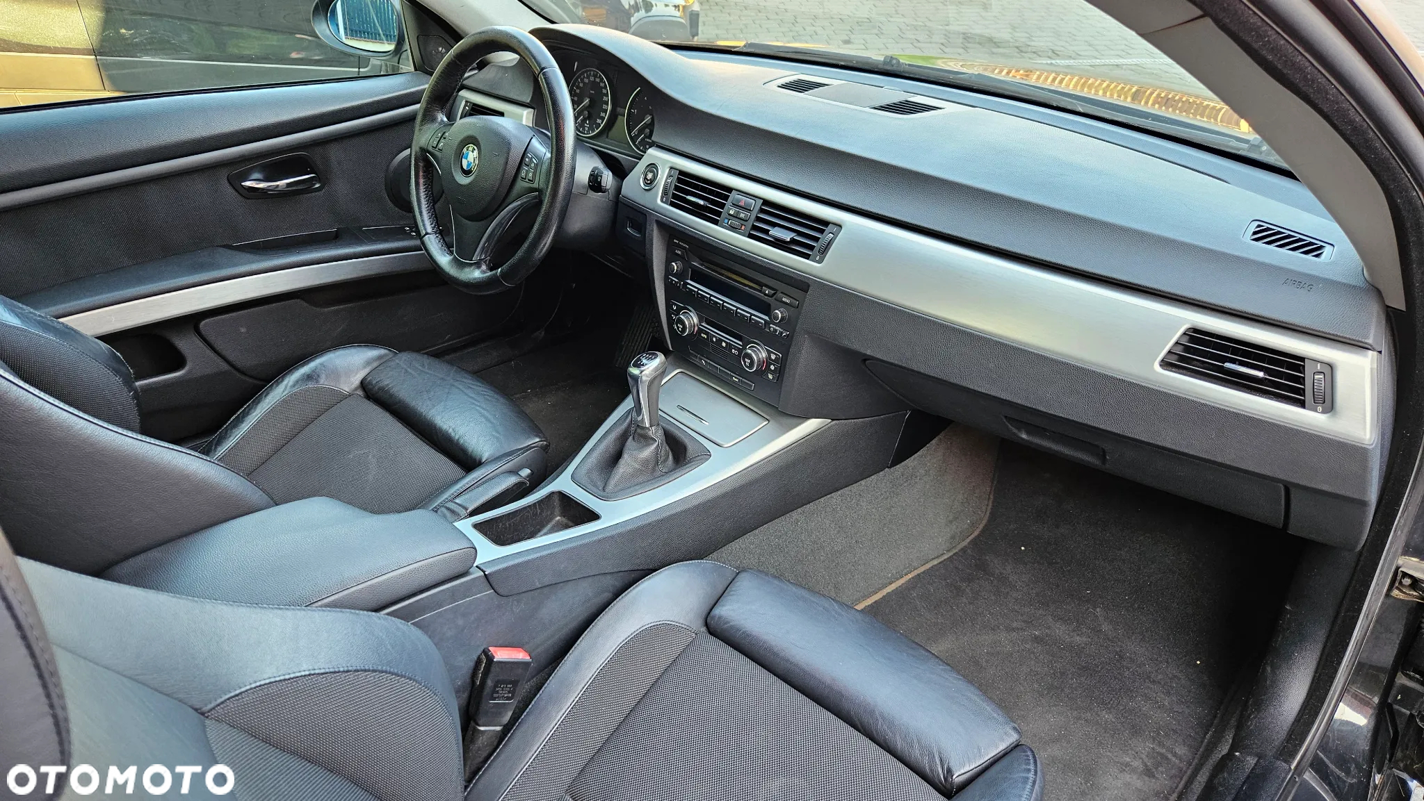 BMW Seria 3 320d Coupe - 14